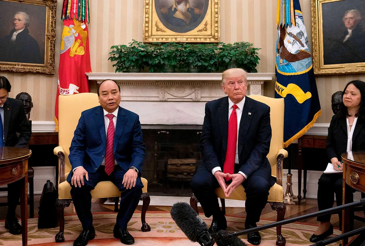 Behind the scenes of Trump's very strange White House meeting with Vietnam's prime minister
